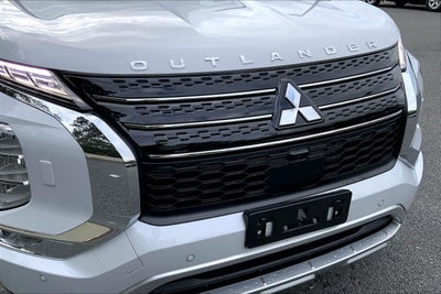 2025 Mitsubishi Outlander Plug-In Hybrid SE PHEV