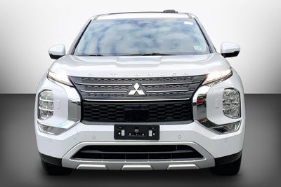 2025 Mitsubishi Outlander Plug-In Hybrid SE PHEV
