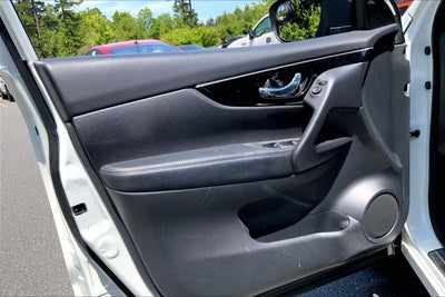 2017 Nissan Rogue Sport SL