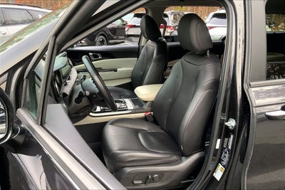 2023 Kia Carnival EX