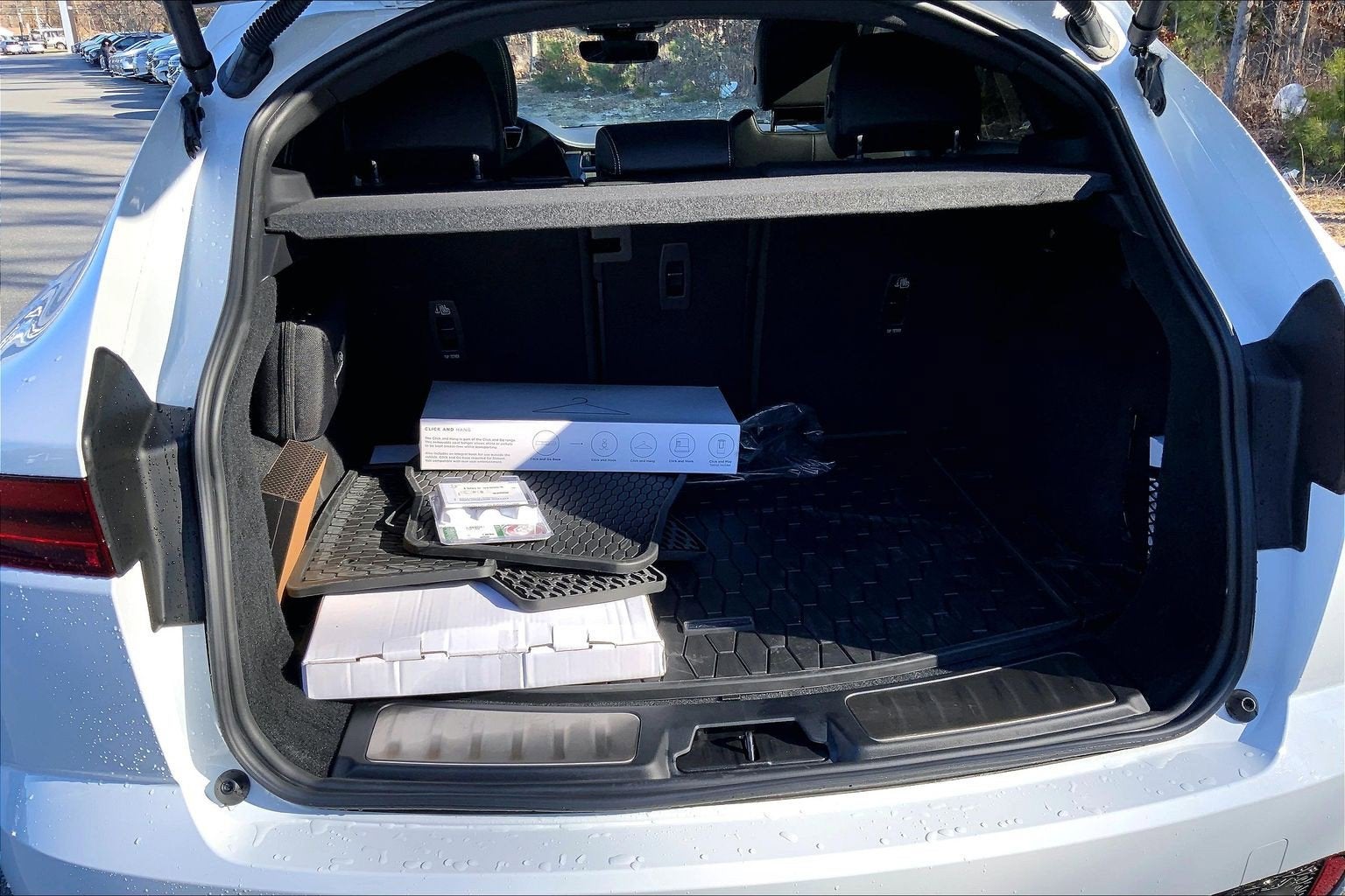 2024 Jaguar E-PACE R-Dynamic SE