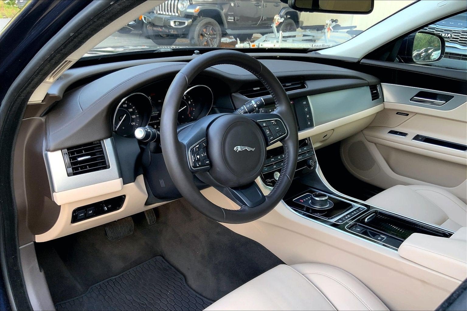 2018 Jaguar XF 25t Premium