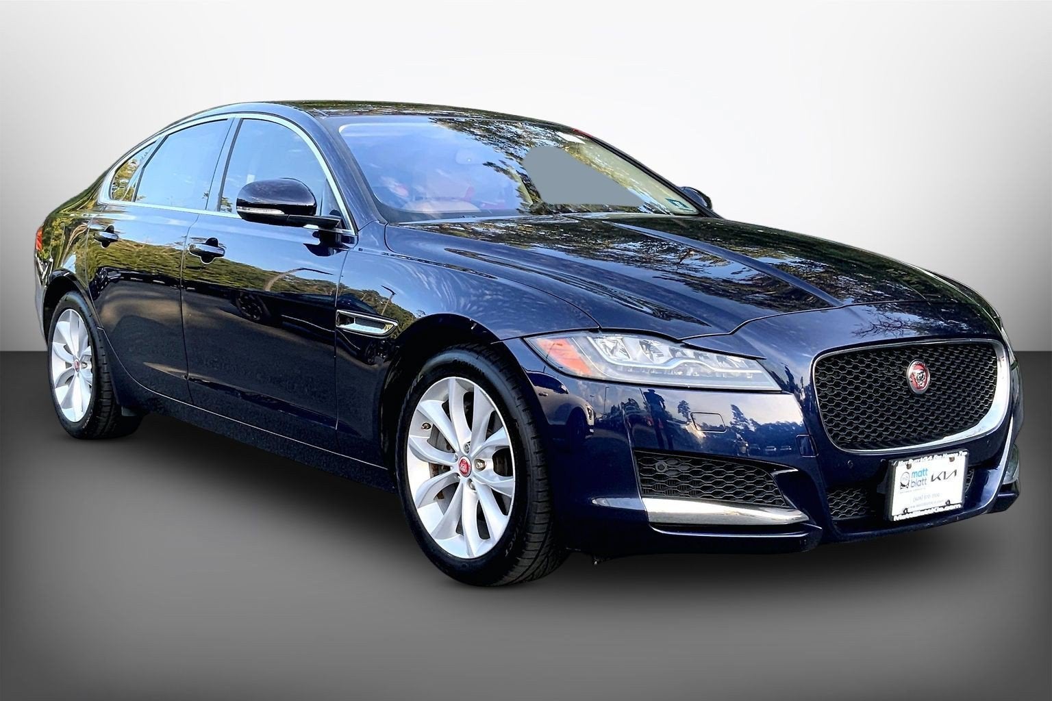 2018 Jaguar XF 25t Premium