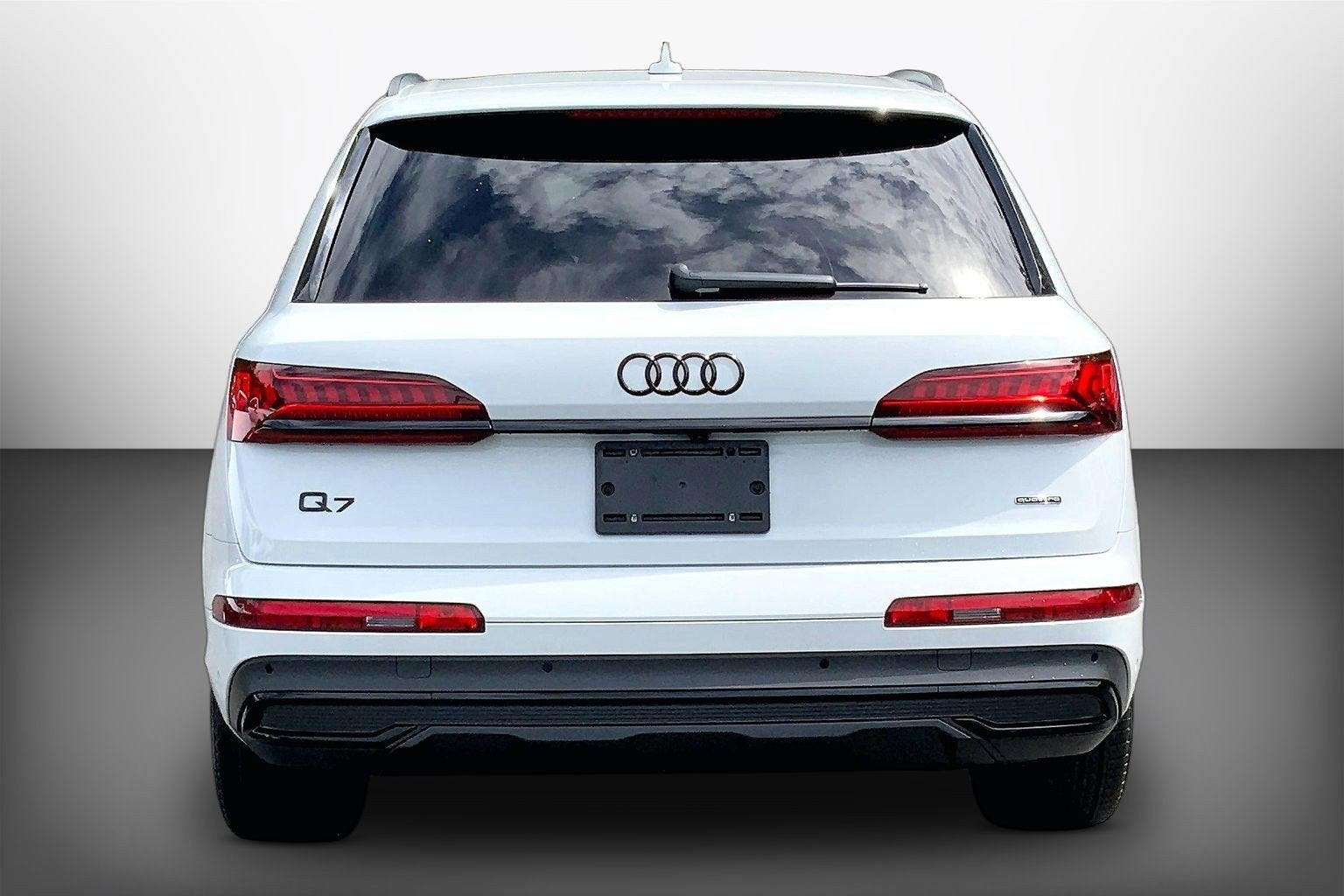 2022 Audi Q7 Premium Plus