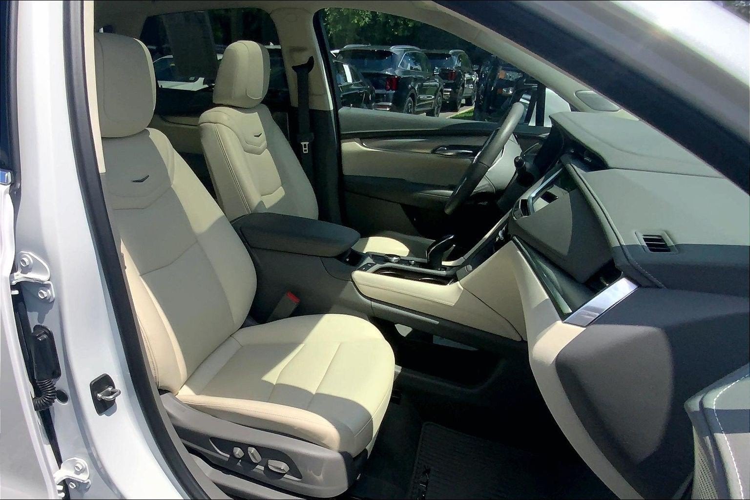 2022 Cadillac XT5 AWD Premium Luxury