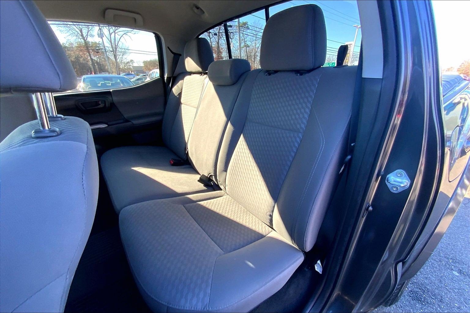 2022 Toyota Tacoma 2WD SR5