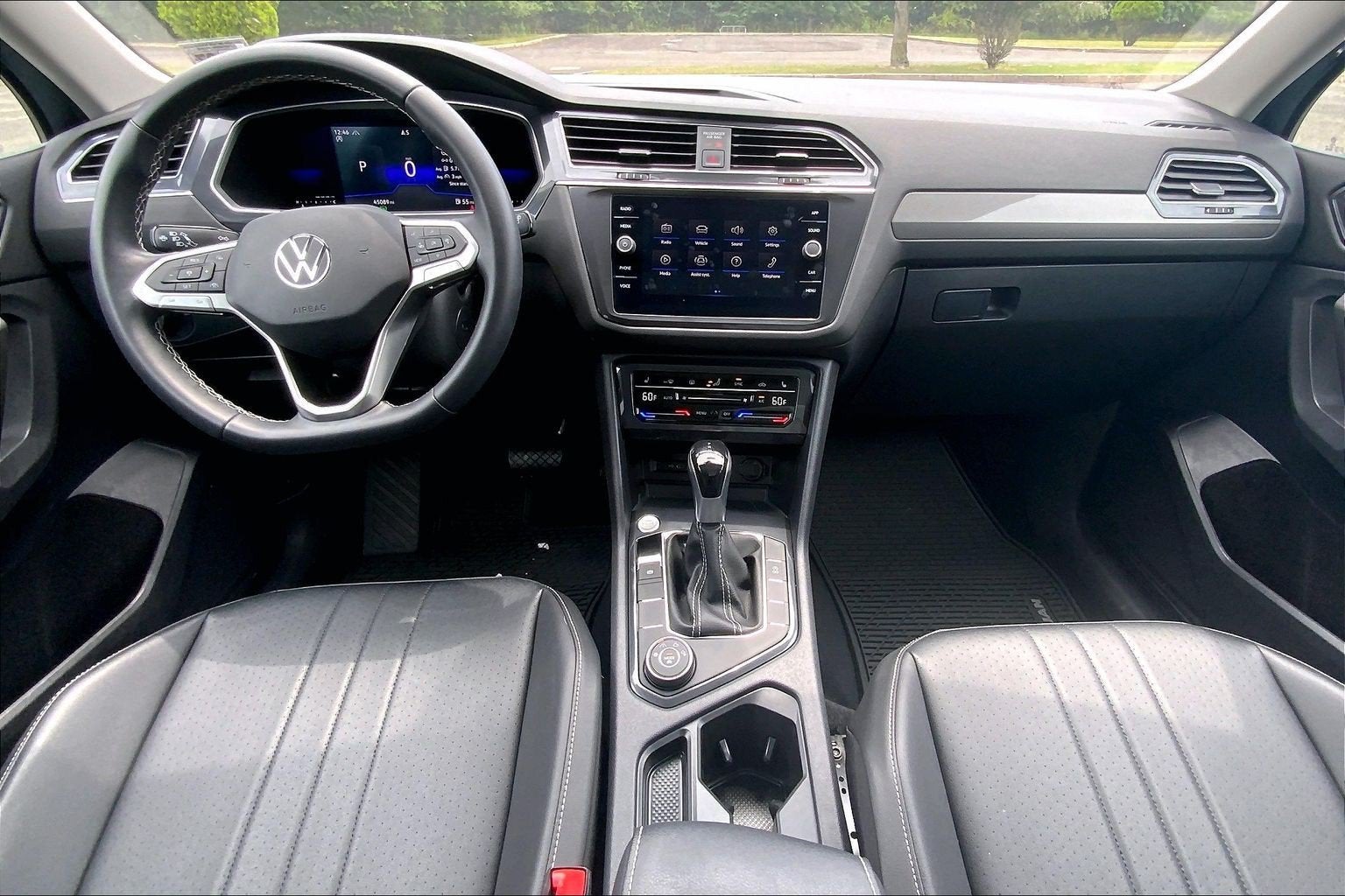 2022 Volkswagen Tiguan SE