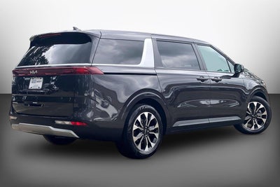 2024 Kia Carnival EX