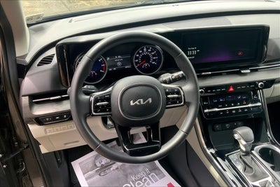 2024 Kia Carnival EX