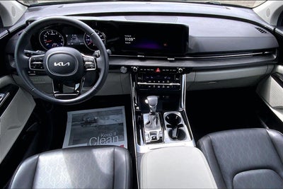 2024 Kia Carnival EX