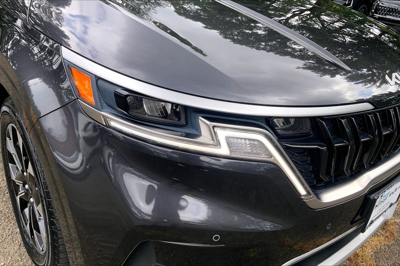 2024 Kia Carnival EX