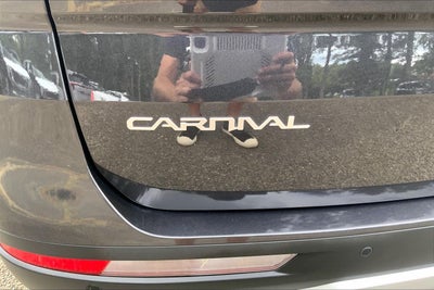 2024 Kia Carnival EX