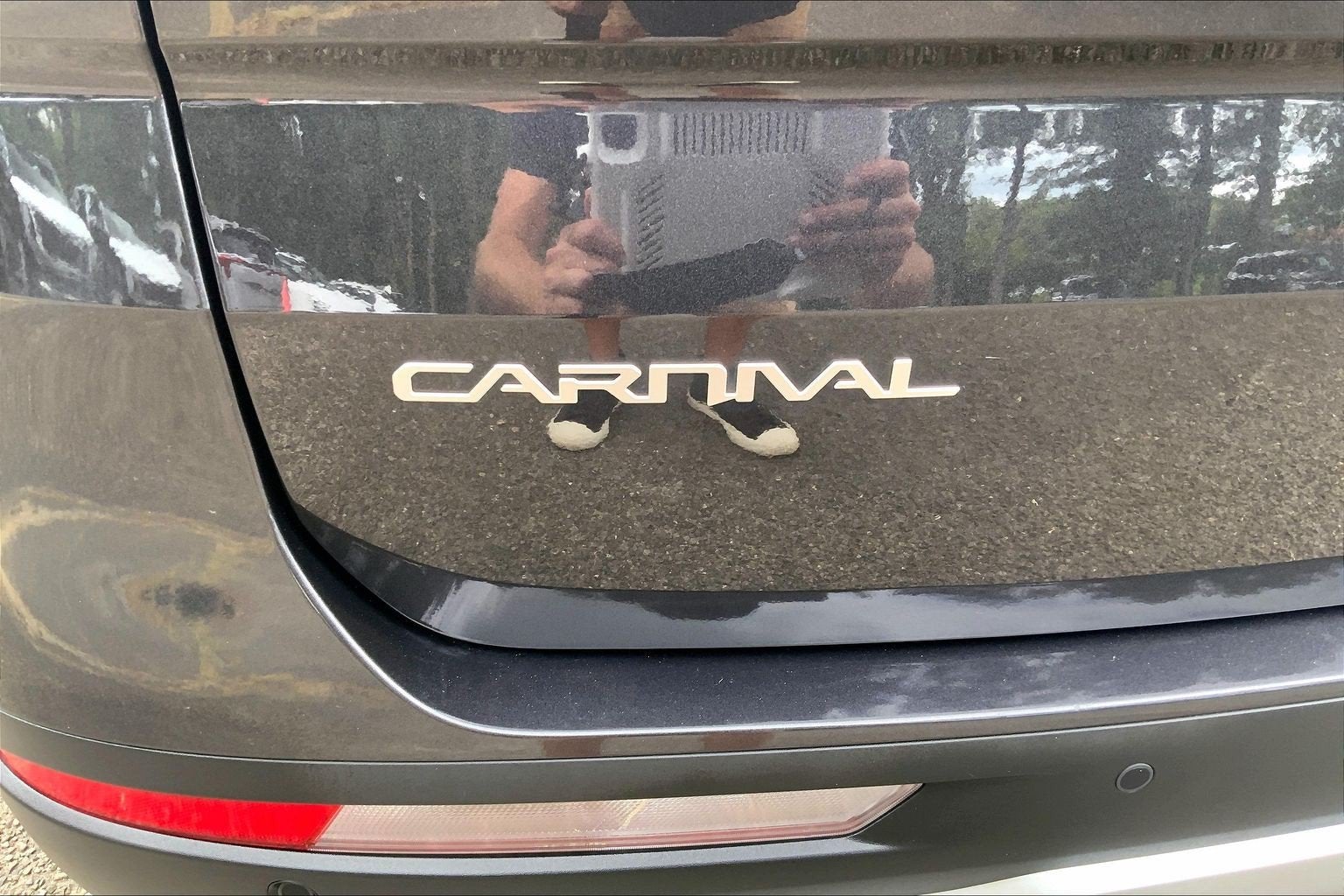 2024 Kia Carnival EX