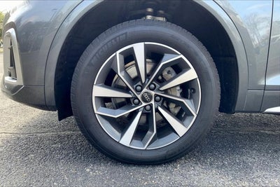 2023 Audi Q5 S line Premium